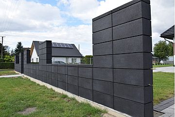 Польский бетонный  забор  3